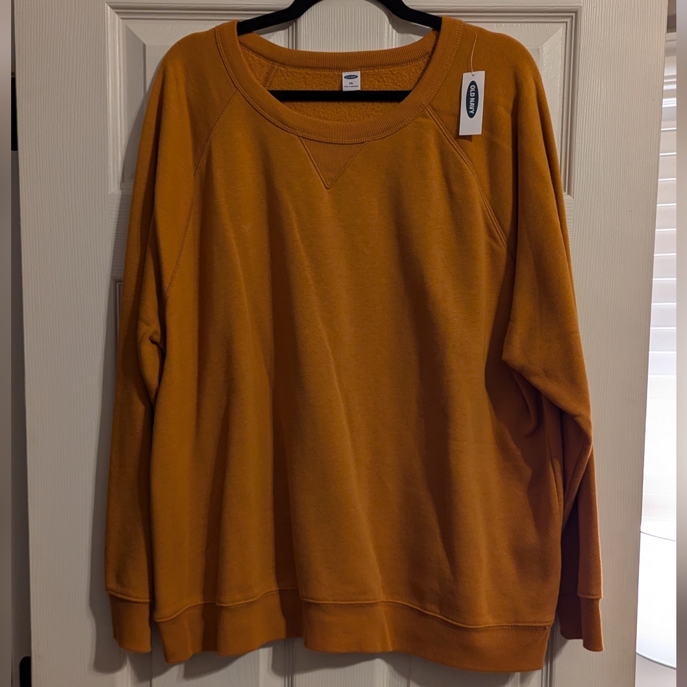 BNWT Yellow/Gold Sweatshirt size XXL